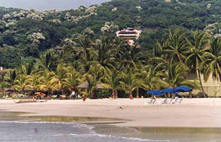 Enlarged photo of condominium from the beach